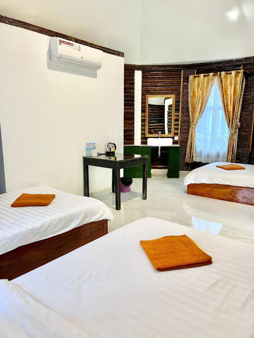 M'Pay Bay Guesthouse Koh Rong Sanloem Buitenkant foto
