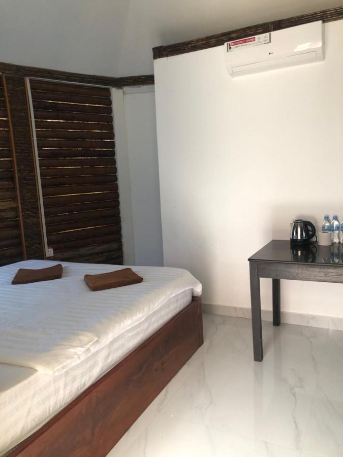 M'Pay Bay Guesthouse Koh Rong Sanloem Buitenkant foto